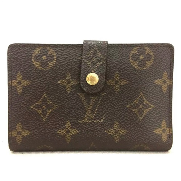 Louis Vuitton Handbags - Louis Vuitton Monogram Wallet